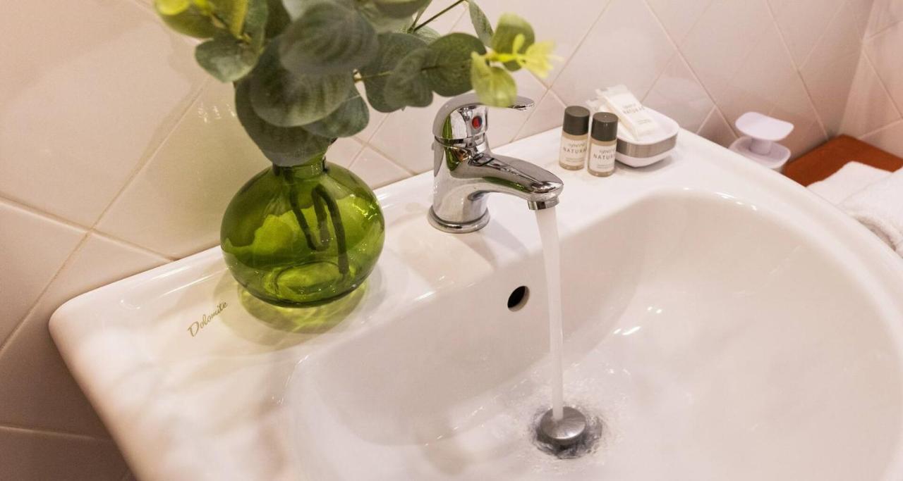 Rustico Ed Elegante Molina 3 By Holiday Solutions Orsenigo Luaran gambar